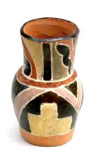 Vaso Kadiwéu,cerâmica típica de Mato Grosso do Sul.