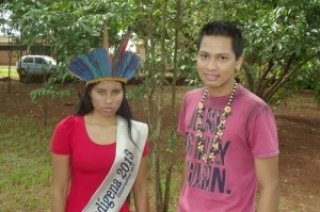 Daiane Martins, da tribo guarani e Fernando da tribo terena foram eleitos ao Miss e mister 2013. Sábado terá novo concurso.