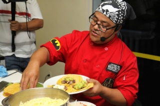 Chef mexicano mostra que tacos são diferente do que muitos conhecem no Brasil