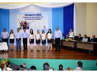 Centro de Convenções ficou lotado para formatura de mais de 700 alunos do Pronatec